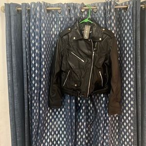 Leather crop jacket with belt that great for any occasions for dress up or down